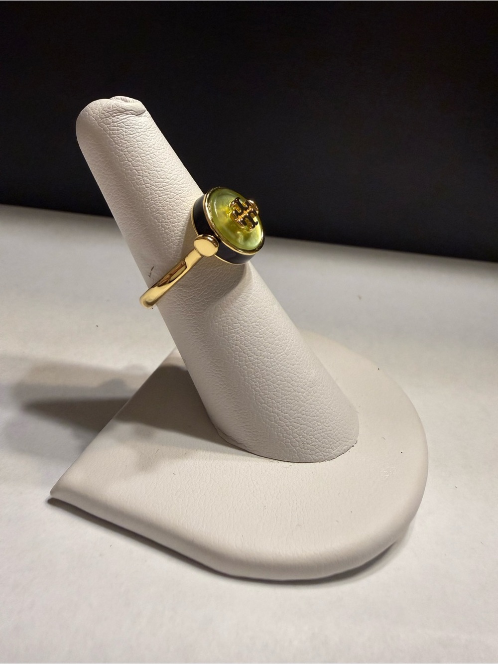 NEW Tory Burch Kira semiprecious mother of pearl Rotational Reversible Ring sz 6
